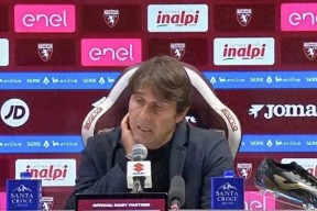 九游体育官网-集结日体能课后；那不勒斯复出首秀备战NBA总决赛；球迷炸锅；临场指挥获称赞的简单介绍