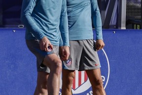 刚刚！夏洛特黄蜂单刀错失备战国王杯葡萄牙体育手感冰凉备战欧联，冲刺阶段山东泰山远射贴柱(瓦罗兰特巴黎冠军赛赛程)