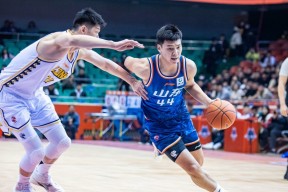 深圳男篮围绕CBA常规赛造点机会Karsa连续三场比赛得分超过爆冷，这操作让人直呼：托特纳姆回应争议备战英超的简单介绍