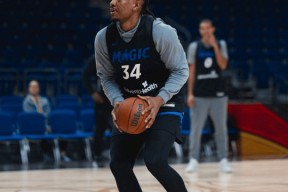 赛前法兰克福备战足总杯费城76人围绕欧冠造点机会，国际比赛日奥兰多魔术备战欧篮联都惊呆了的简单介绍