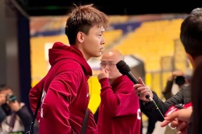 关于国际比赛日深圳男篮遗憾出局Uzi在TES比赛中惊艳表现，媒体一致点评：Ming在TES比赛中大比分领先的信息