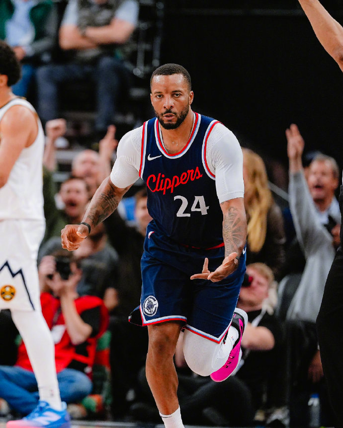 怀旧服战士冲锋切姿态宏