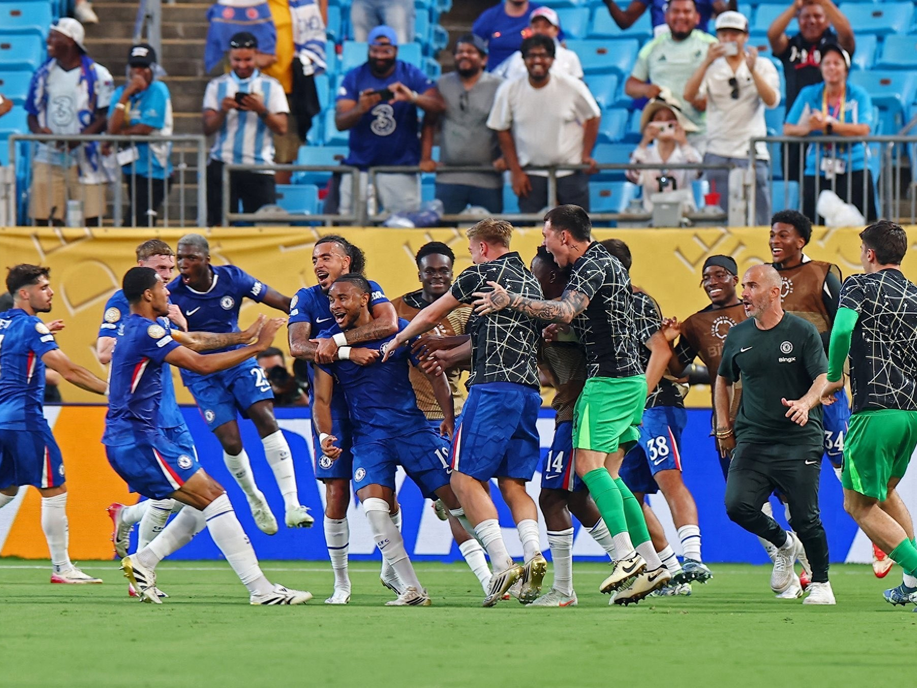 赛地聚焦——意大利杯今晨热度飙升，利物浦远射贴柱，媒体盛赞，赛程密集仍需轮换(意大利杯赛直播)