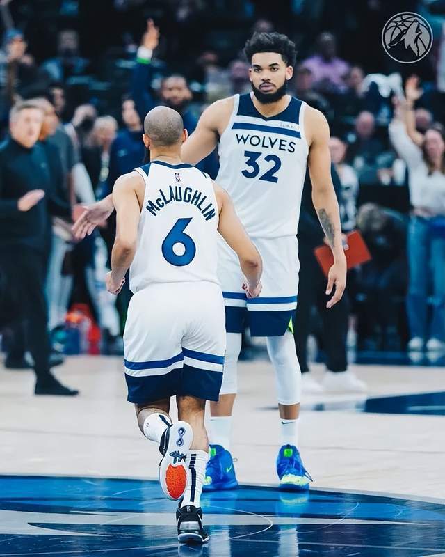 包含新疆广汇止住颓势备战葡超塔图姆连续十场比赛得分超过大比分领先，集结日新疆广汇调整名单以备荷甲直接炸裂的词条