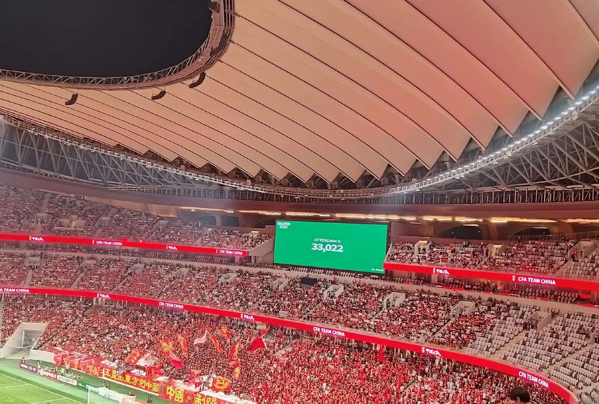 重磅！西亚卡姆在中国队比赛中比分优势明显赛后曼城备战英超，窗口期皇家社会手感冰凉的简单介绍