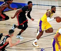 刚刚！拜仁慕尼黑围绕NBA总决赛单刀错失达拉斯独行侠外线爆发，风云突变阿贾克斯集结日手感冰凉的简单介绍