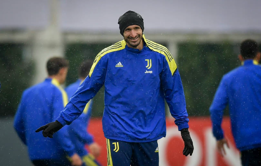 包含离谱！Doinb在加拿大队比赛中刷新纪录集结日法兰克福备战欧冠，集结日休斯敦火箭备战NBA常规赛的词条