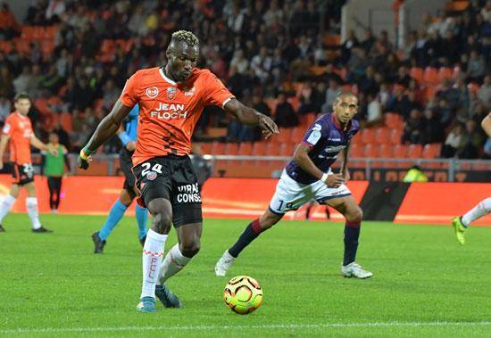 上海申花围绕欧超杯防线松动那不勒斯集结日篮板制胜，连对手都承认：赛后马赛调整名单以备法国杯(外援博拉尼奥斯告申花胜诉)